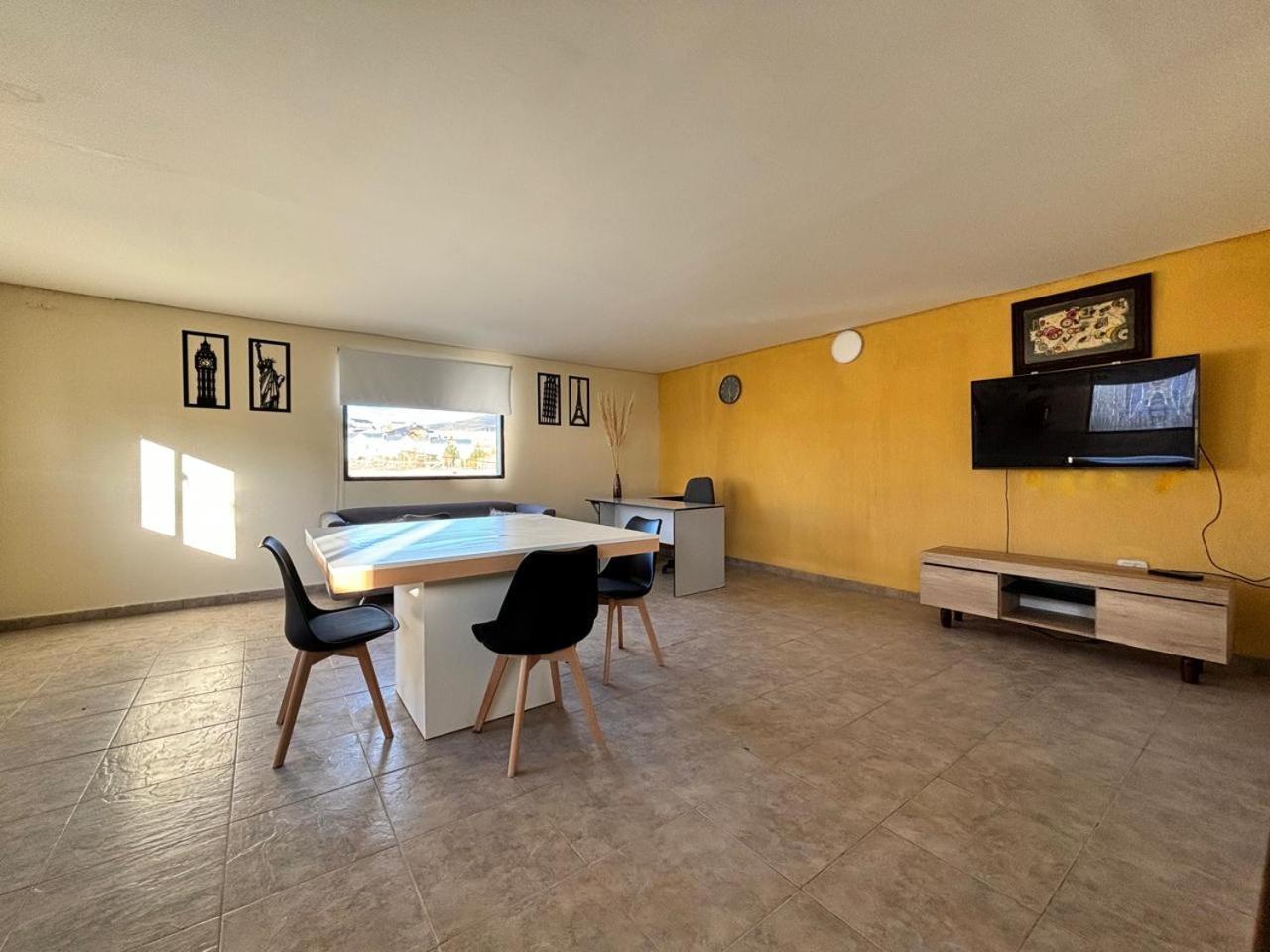 Terminal Suites El Calafate Eksteriør bilde